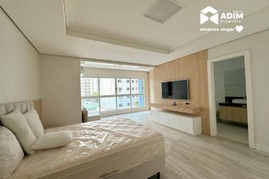 Apartamento para alugar - 392m&sup2; - Centro