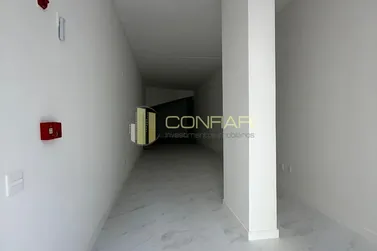 Sala Comercial para alugar - 110m&sup2; - Meia Praia