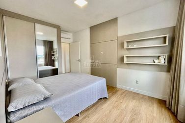 Apartamento &agrave; venda - Meia Praia