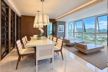 Apartamento &agrave; venda - 180m&sup2; - Centro
