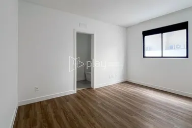 Apartamento &agrave; venda - 207m&sup2; - Meia Praia