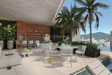 Apartamento &agrave; venda - 152m&sup2; - Meia Praia