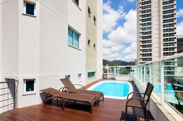 Apartamento &agrave; venda - 100m&sup2; - Centro