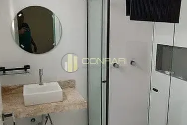 Apartamento para alugar - 120m&sup2; - Meia Praia
