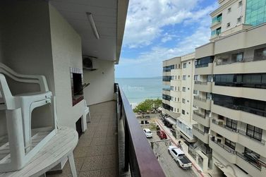 Apartamento &agrave; venda - 80m&sup2; - Meia Praia