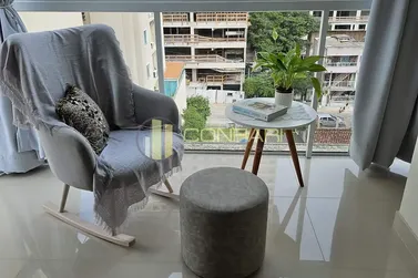 Apartamento &agrave; venda - 78m&sup2; - Meia Praia