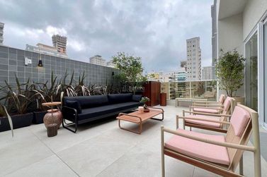 Apartamento &agrave; venda - 160m&sup2; - Meia Praia