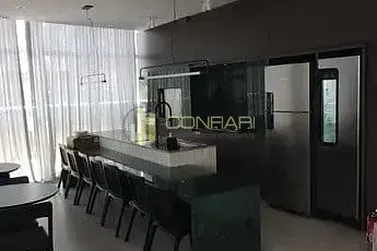 Apartamento &agrave; venda - 128m&sup2; - Meia Praia