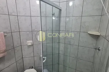 Apartamento &agrave; venda - 110m&sup2; - Meia Praia