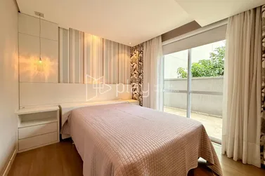 Apartamento &agrave; venda - 85m&sup2; - Meia Praia