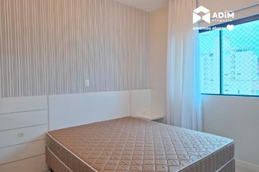 Apartamento para alugar - 172m&sup2; - Meia Praia