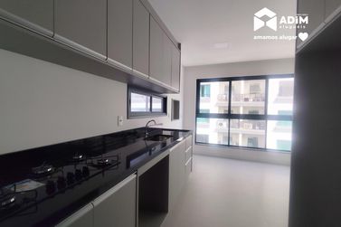 Apartamento para alugar - 115m&sup2; - Centro