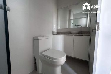 Apartamento para alugar - 125m&sup2; - Meia Praia