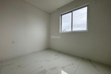 Apartamento &agrave; venda - 159m&sup2; - Meia Praia