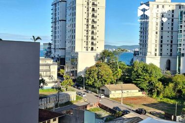 Apartamento para alugar - 135m&sup2; - Centro