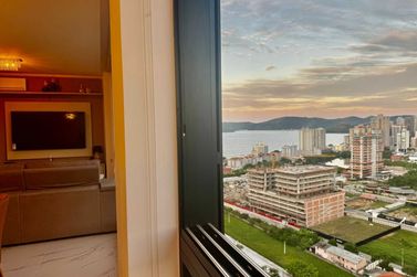 Apartamento &agrave; venda - 92m&sup2; - Balne&aacute;rio Pereque