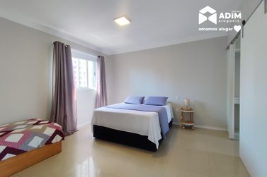 Apartamento para alugar - 195m&sup2; - Centro
