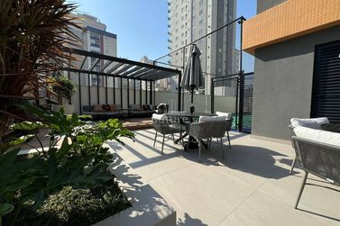 Apartamento &agrave; venda - Meia Praia