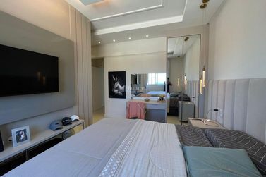 Apartamento &agrave; venda - 228m&sup2; - Meia Praia