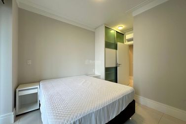 Apartamento &agrave; venda - 1102m&sup2; - Centro