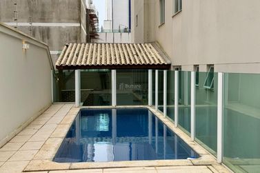 Apartamento &agrave; venda - 227m&sup2; - Centro