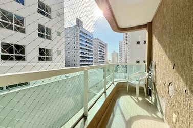 Apartamento &agrave; venda - 150m&sup2; - Meia Praia