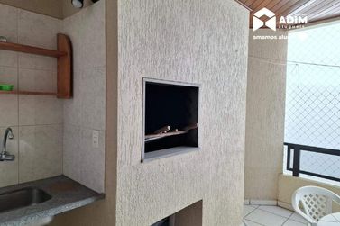 Apartamento para alugar - 134m&sup2; - Meia Praia