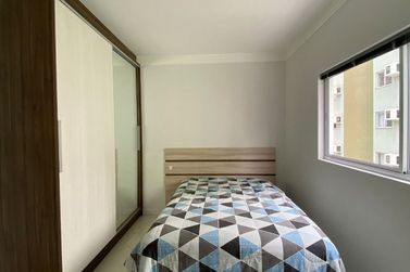 Apartamento para alugar - 130m&sup2; - Centro
