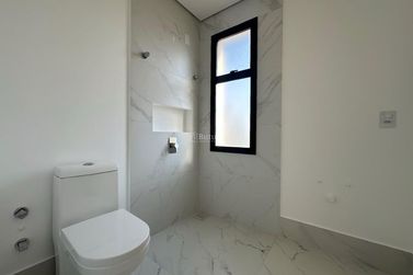 Apartamento &agrave; venda - 180m&sup2; - Meia Praia