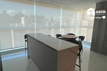 Apartamento para alugar - 160m&sup2; - Meia Praia