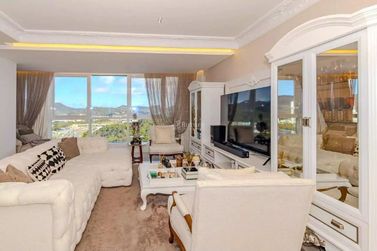 Apartamento &agrave; venda - 180m&sup2; - Centro