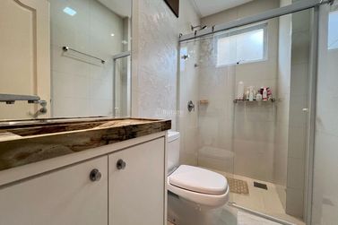 Apartamento &agrave; venda - 168m&sup2; - Meia Praia