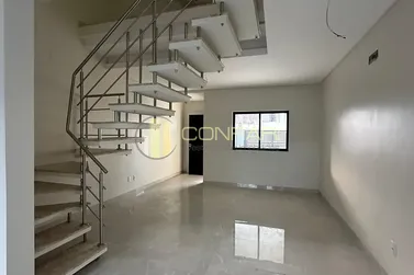Sobrado &agrave; venda - 167m&sup2; - Morretes