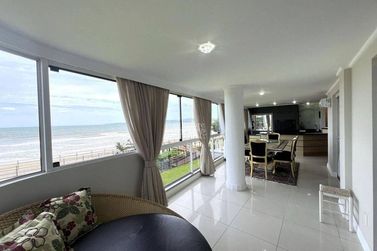 Apartamento &agrave; venda - Meia Praia