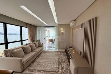Apartamento &agrave; venda - Meia Praia