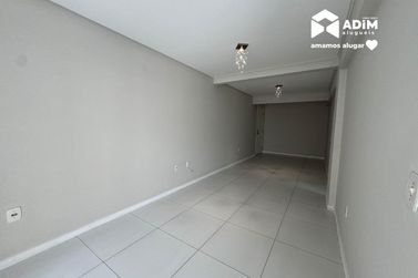 Apartamento para alugar - 70m&sup2; - Morretes