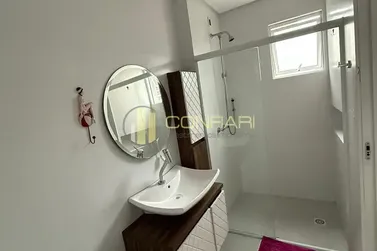 Apartamento &agrave; venda - 98m&sup2; - Centro
