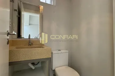 Apartamento &agrave; venda - 110m&sup2; - meia praia