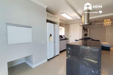 Apartamento para alugar - 195m&sup2; - Centro