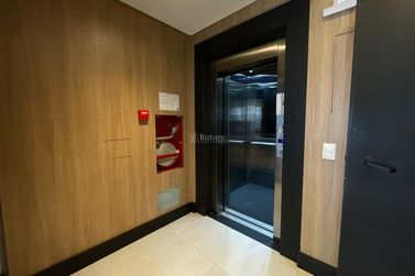 Apartamento &agrave; venda - 99m&sup2; - Meia Praia