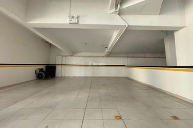 Apartamento &agrave; venda - 208m&sup2; - Meia Praia