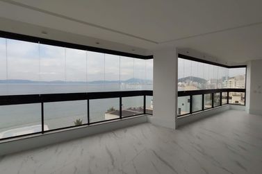 Apartamento &agrave; venda - 200m&sup2; - Centro