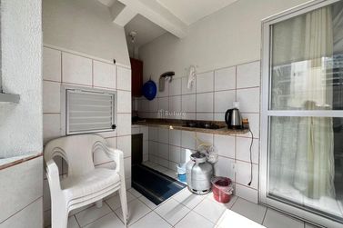 Apartamento &agrave; venda - 140m&sup2; - Meia Praia