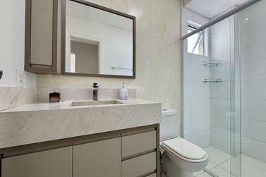 Apartamento &agrave; venda - 10472m&sup2; - Pioneiros