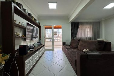 Apartamento &agrave; venda - 151m&sup2; - Centro