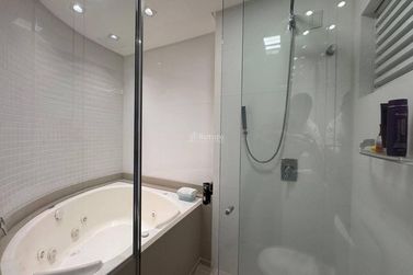 Apartamento &agrave; venda - Meia Praia