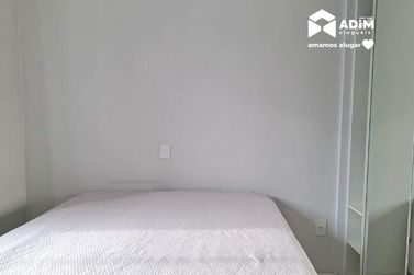 Apartamento para alugar - 93m&sup2; - Meia Praia