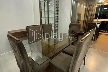 Apartamento &agrave; venda - 81m&sup2; - Meia Praia