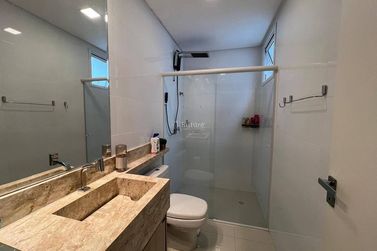 Apartamento para alugar - Meia Praia