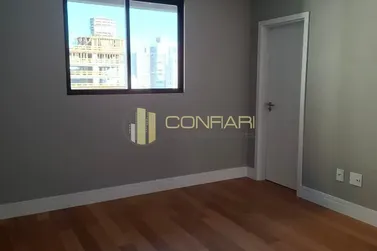 Apartamento &agrave; venda - 124m&sup2; - MEIA PRAIA